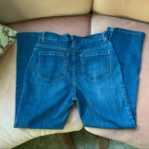 Gloria Vanderbilt Stretch light weight Jean’s